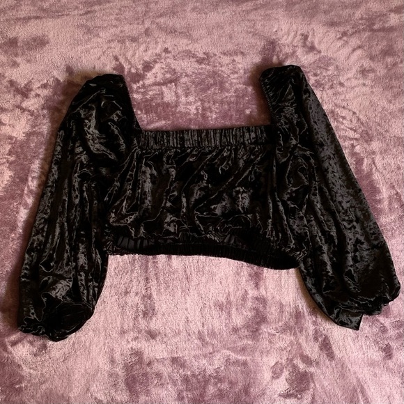Zara Black Velvet Cropped Top - Picture 2 of 3